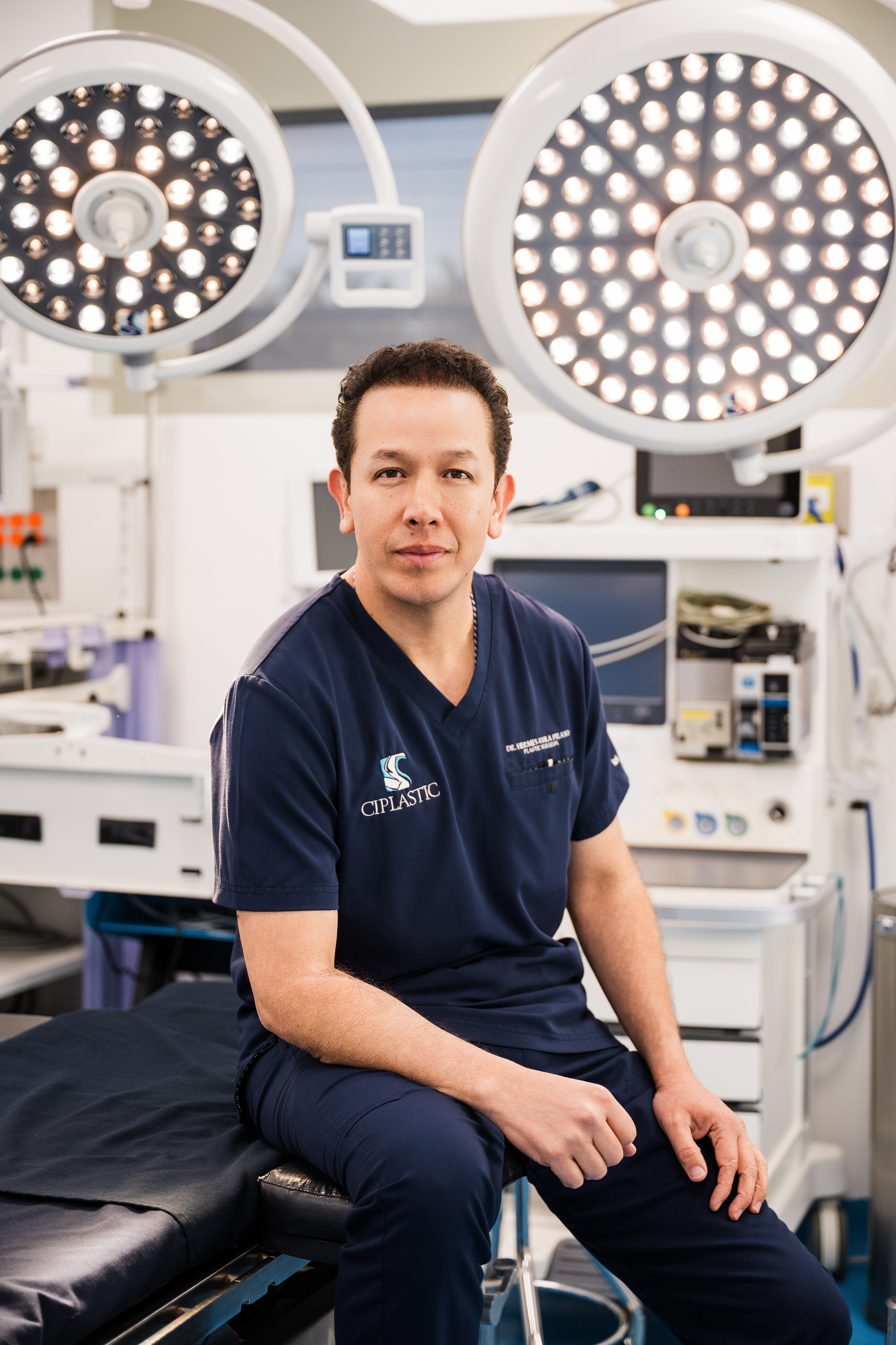 Dr. Hermes Avila Pelayo